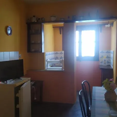 Traditional Apartment In Mylopotamos Beach Tsagkarada Exterior foto